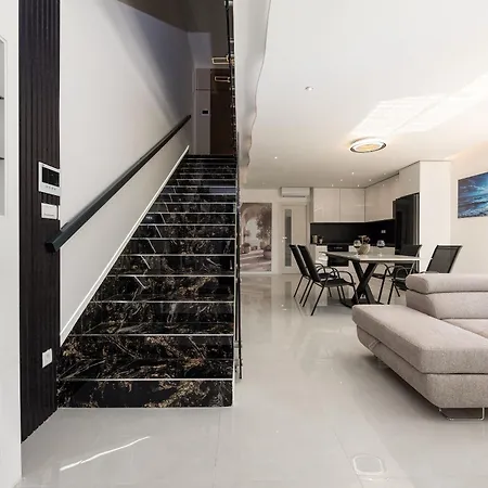 Villa Weiss 2 Vir